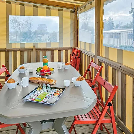 Holiday home L'esprit Vintage, Terrasse Couverte