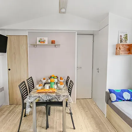 L'esprit Vintage, Terrasse Couverte Holiday home Litteau