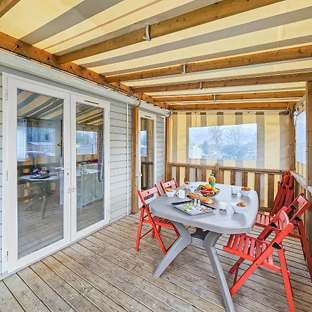 L'esprit Vintage, Terrasse Couverte * Litteau