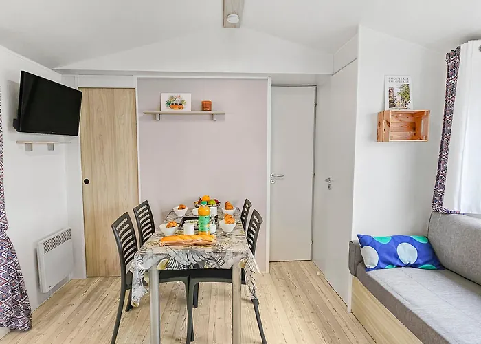 L'esprit Vintage, Terrasse Couverte Ferienhaus Litteau